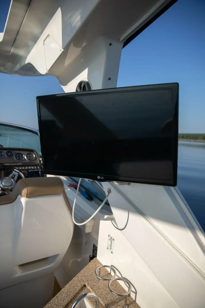 Slide: The Image of Sea Ray 350 Sundancer 2016 - 5566109