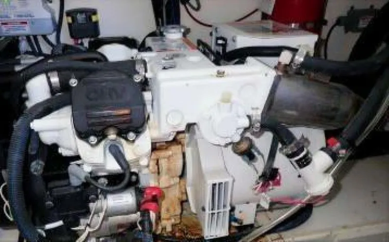 Slide: The Image of Sea Ray 350 Sundancer 2016 - 5461010