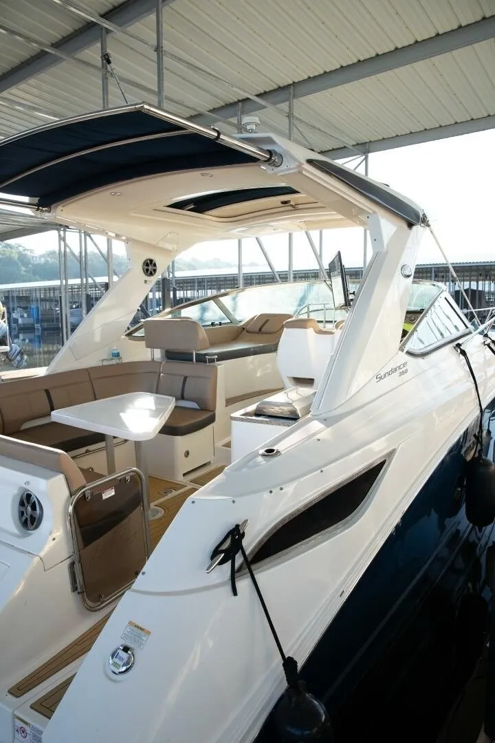 Slide: The Image of Sea Ray Sundancer 350 2016 - 7529067