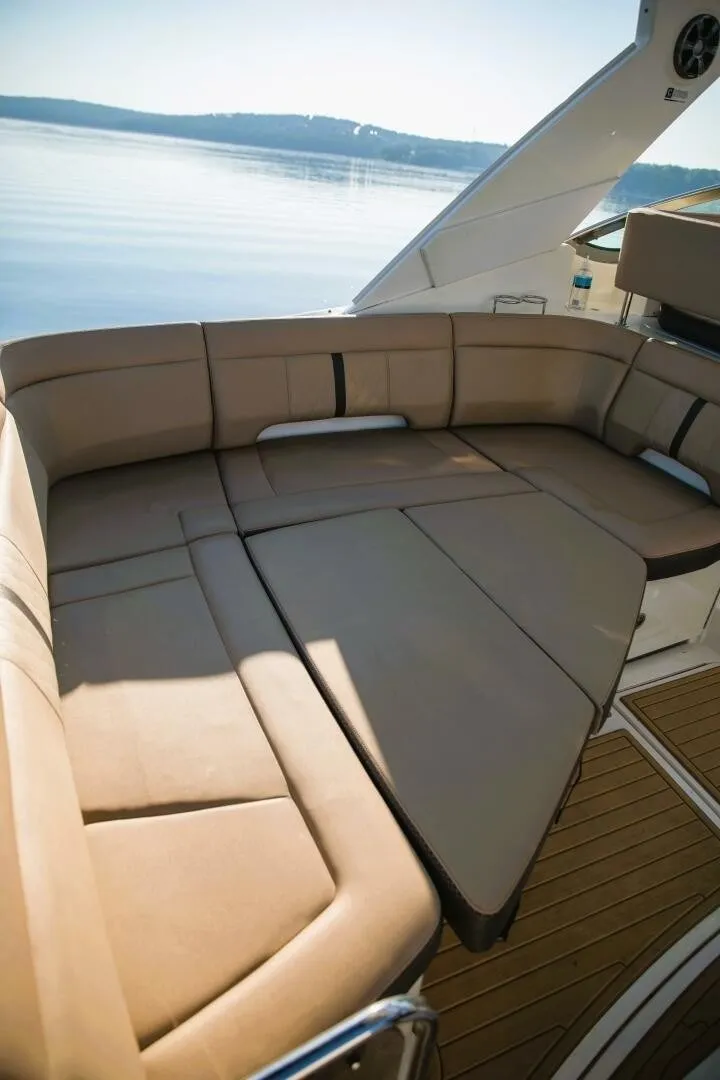 Slide: The Image of Sea Ray Sundancer 350 2016 - 7529110