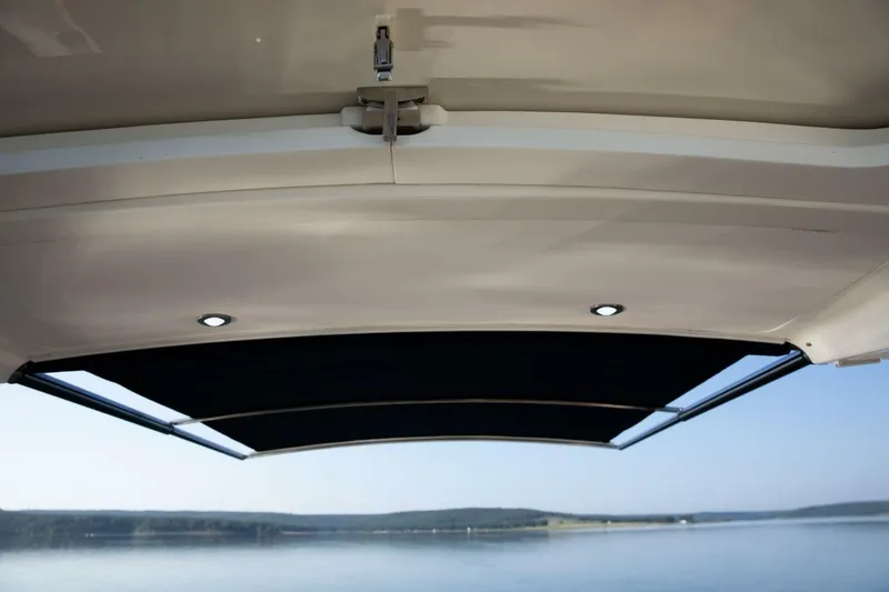 Slide: The Image of Sea Ray Sundancer 350 2016 - 7529113