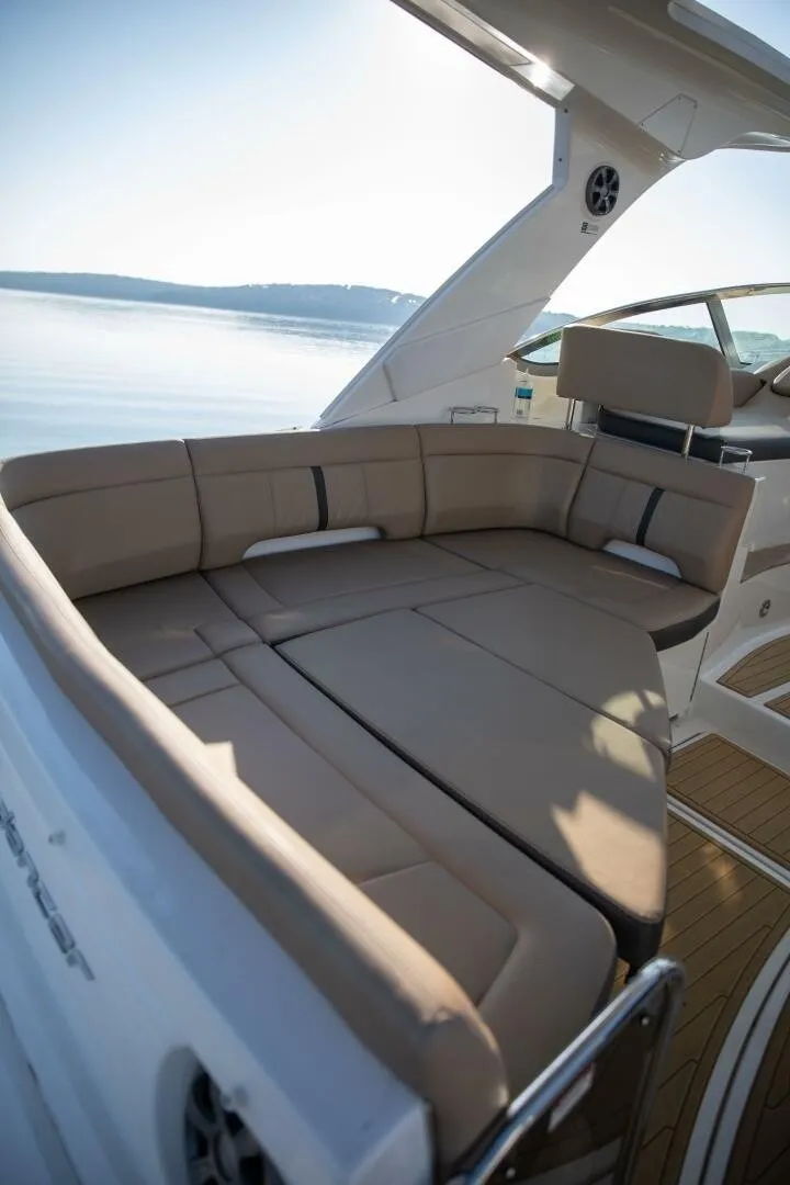 Slide: The Image of Sea Ray Sundancer 350 2016 - 7529118