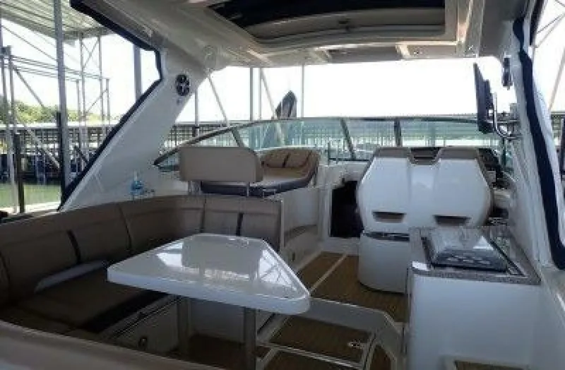 Slide: The Image of Sea Ray Sundancer 350 2016 - 7529115