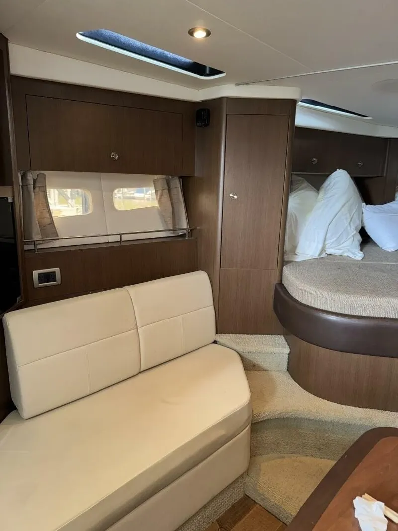 Slide: The Image of Sea Ray Sundancer 350 2016 - 7529178