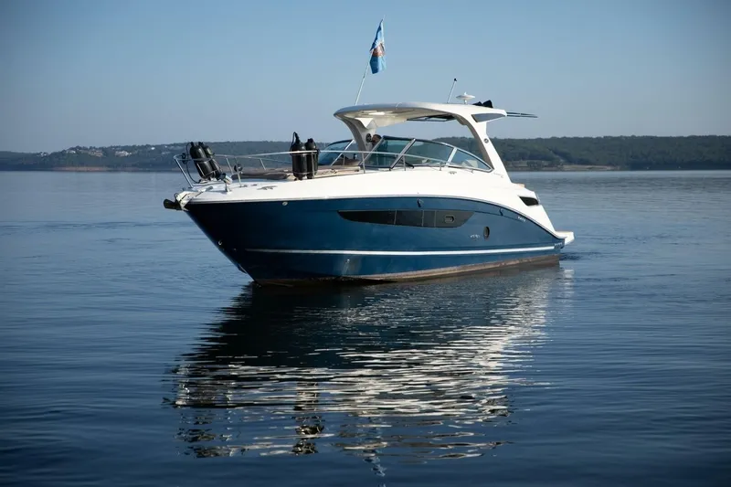 The Image of Sea Ray Sundancer 350 2016 - 7529063