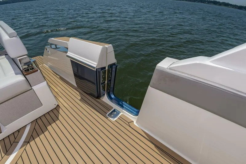 Slide: The Image of 412f0fb7 A6d4 415c Aa99 E13a188cd6ec - 5432424