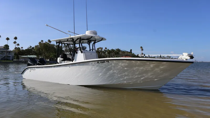 Slide: The Image of Yellowfin 32 2022 - 5433195