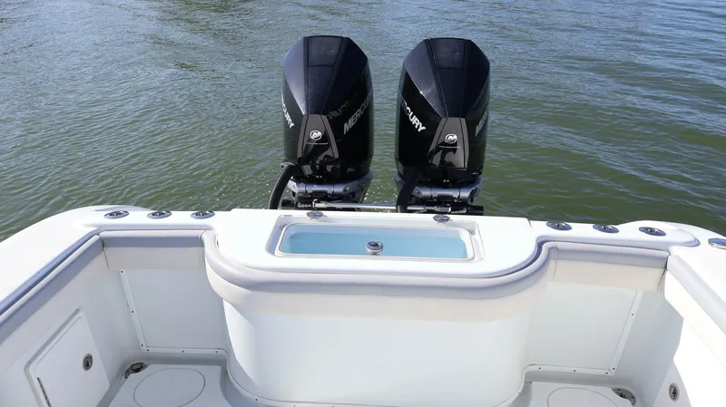 Slide: The Image of Yellowfin 32 2022 - 5433205