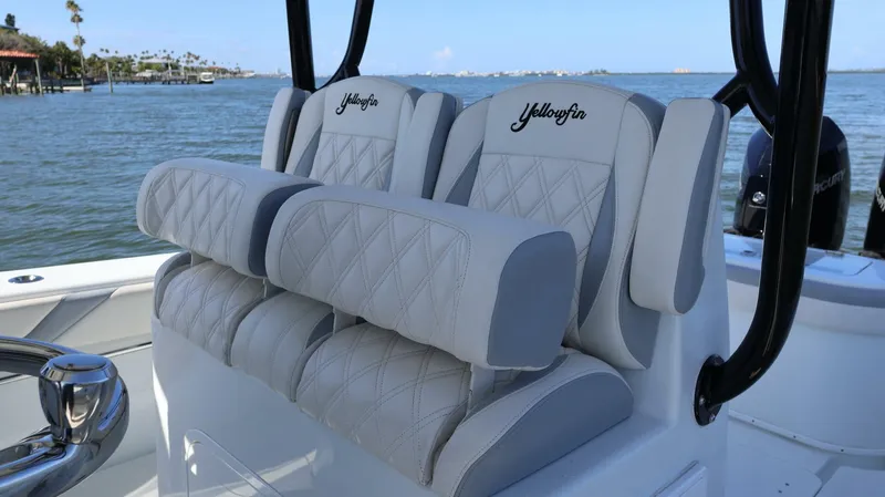 Slide: The Image of Yellowfin 32 2022 - 5433212