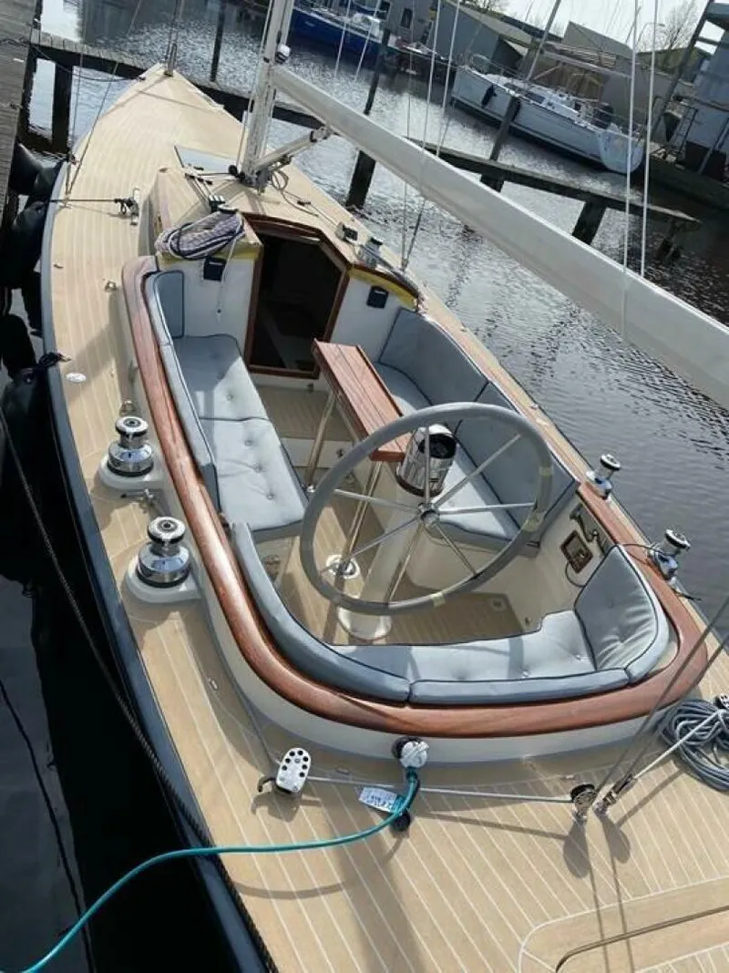 Slide: The Image of Leonardo Yachts Eagle 38 2024 - 5433238