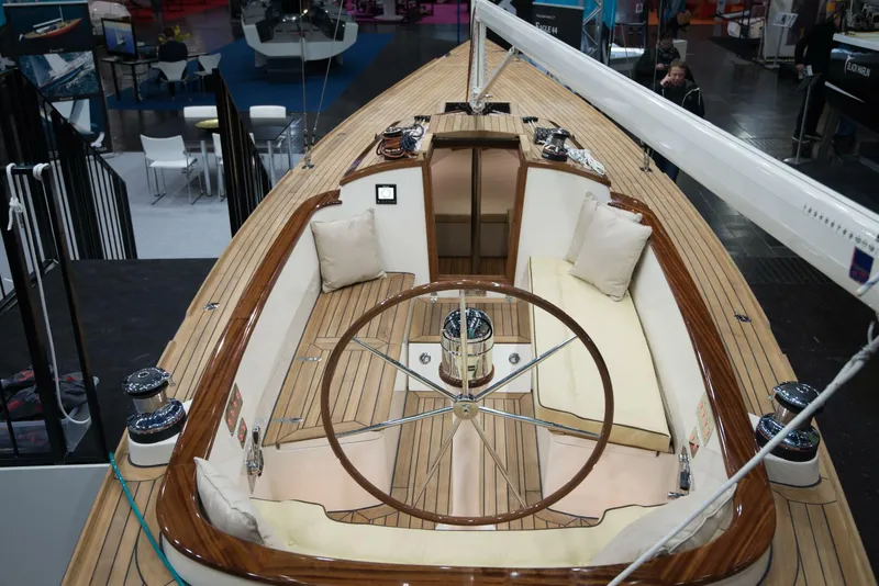 Slide: The Image of Leonardo Yachts Eagle 38 2024 - 5433246