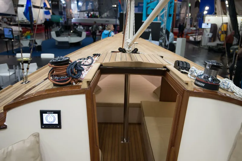 Slide: The Image of Leonardo Yachts Eagle 38 2024 - 5433250