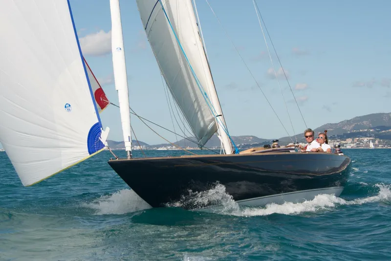 Slide: The Image of Leonardo Yachts Eagle 38 2024 - 5433235