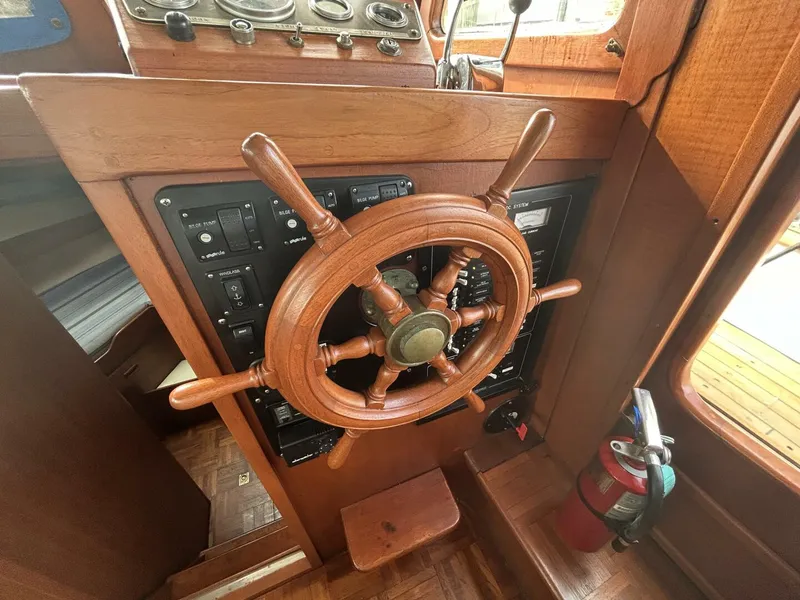 Slide: The Image of Albin Dual Cabin 1978 - 5434203