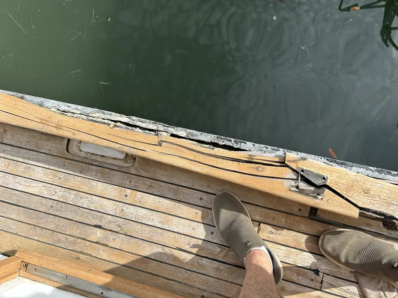 Slide: The Image of Albin Dual Cabin 1978 - 5434758