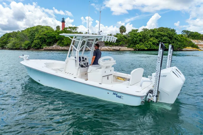 SeaVee 270Z 2022 - Marine Source