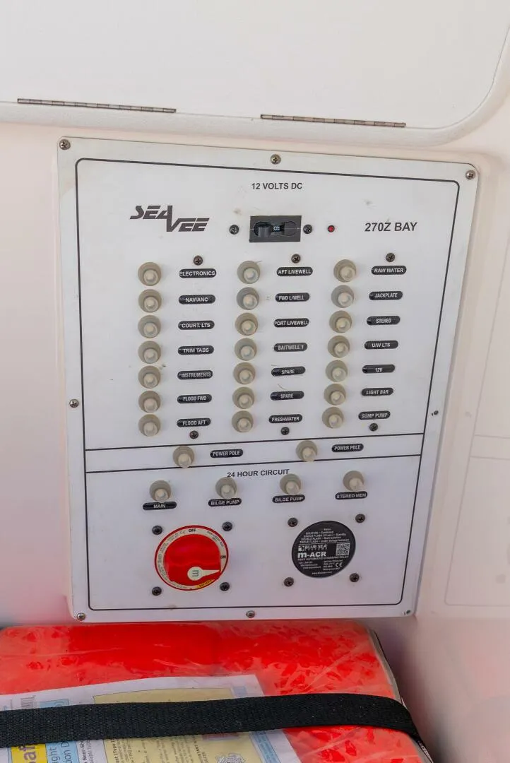 Slide: The Image of SeaVee 270Z 2022 - 5434126