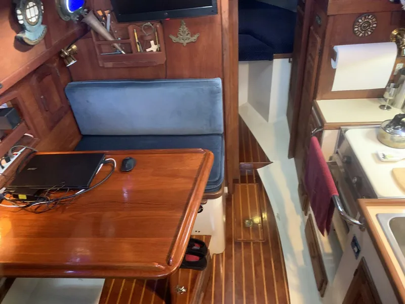 Slide: The Image of Pacific Seacraft Orion 1984 - 5519230