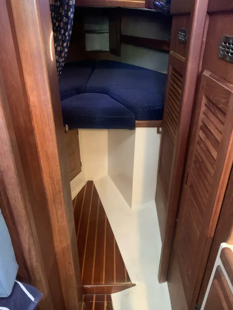 Slide: The Image of Pacific Seacraft Orion 1984 - 5519945