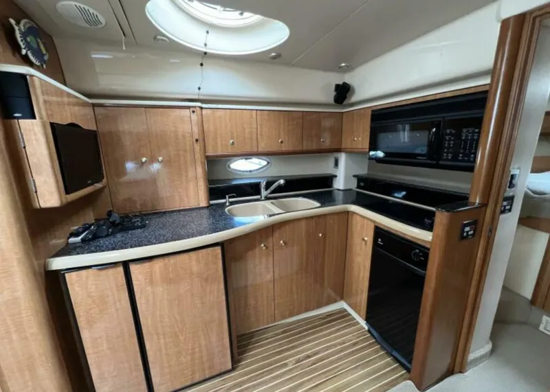 Slide: The Image of Maxum 42 2003 - 5478309