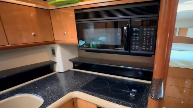 Slide: The Image of Maxum 42 2003 - 5478314