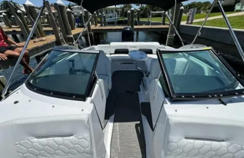 Slide: The Image of Four Winns 20 2022 - 5436439