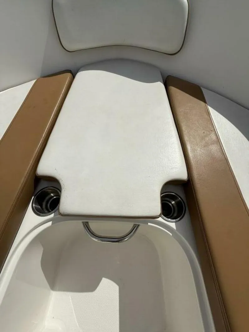 Slide: The Image of Bayliner VR4 2019 - 5436635