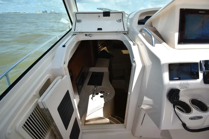 Slide: The Image of 2016 Grady-White 330 Express - 5436881