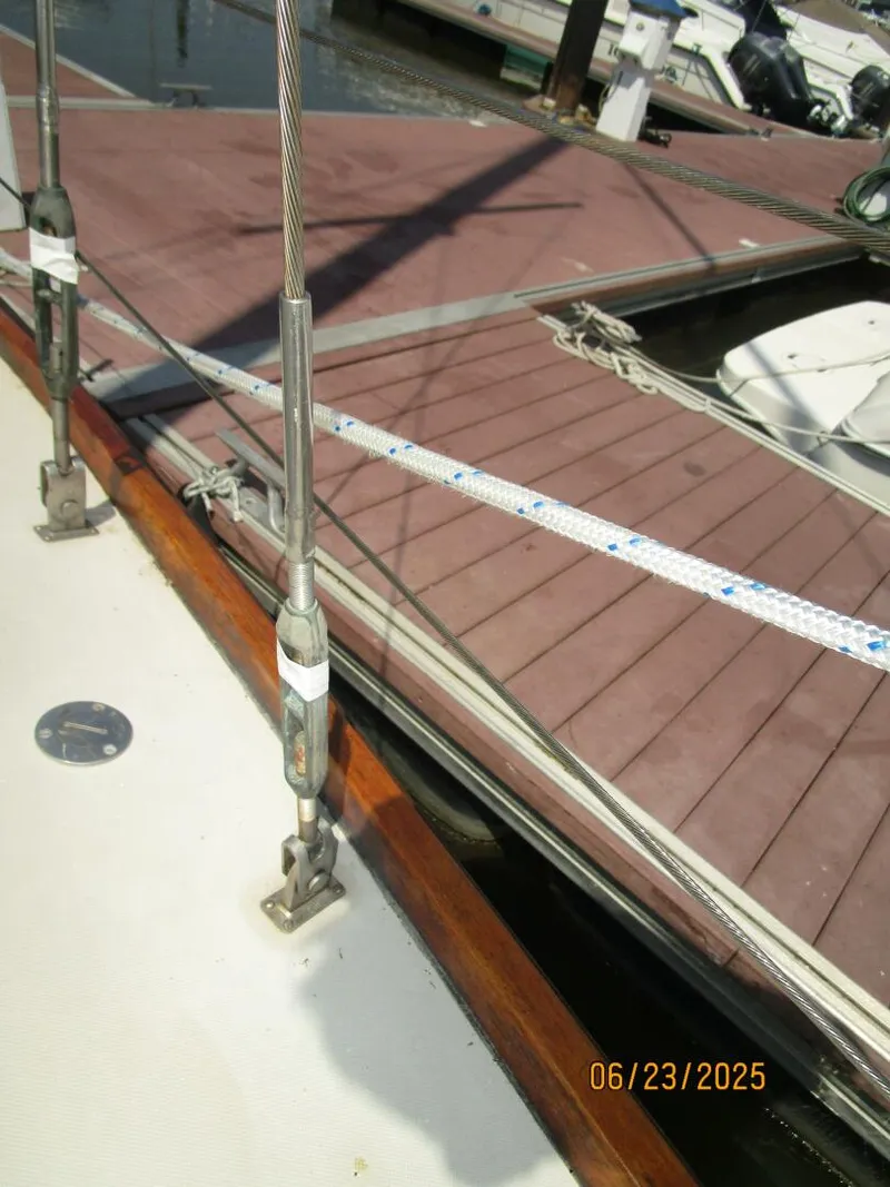 Slide: The Image of 40' Bristol port standing rigging1 - 5437120