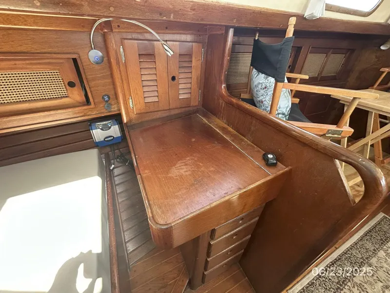 Slide: The Image of 40' Bristol nav station - 5437117