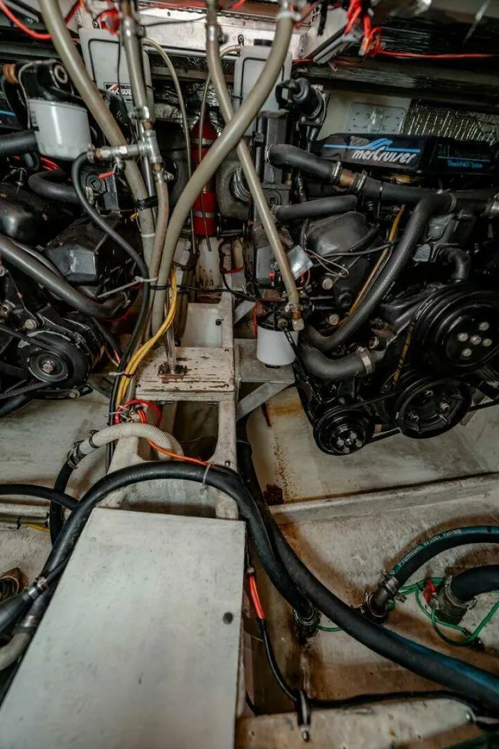 Slide: The Image of Cruisers Yachts 3850 Aft Cabin 1991 - 5450260