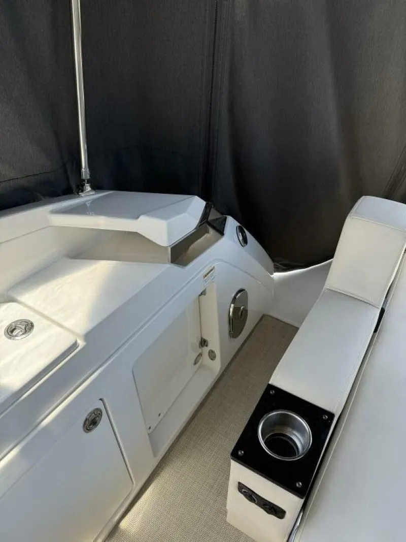 Slide: The Image of Monterey 360 Sport Coupe 2016 - 5437609