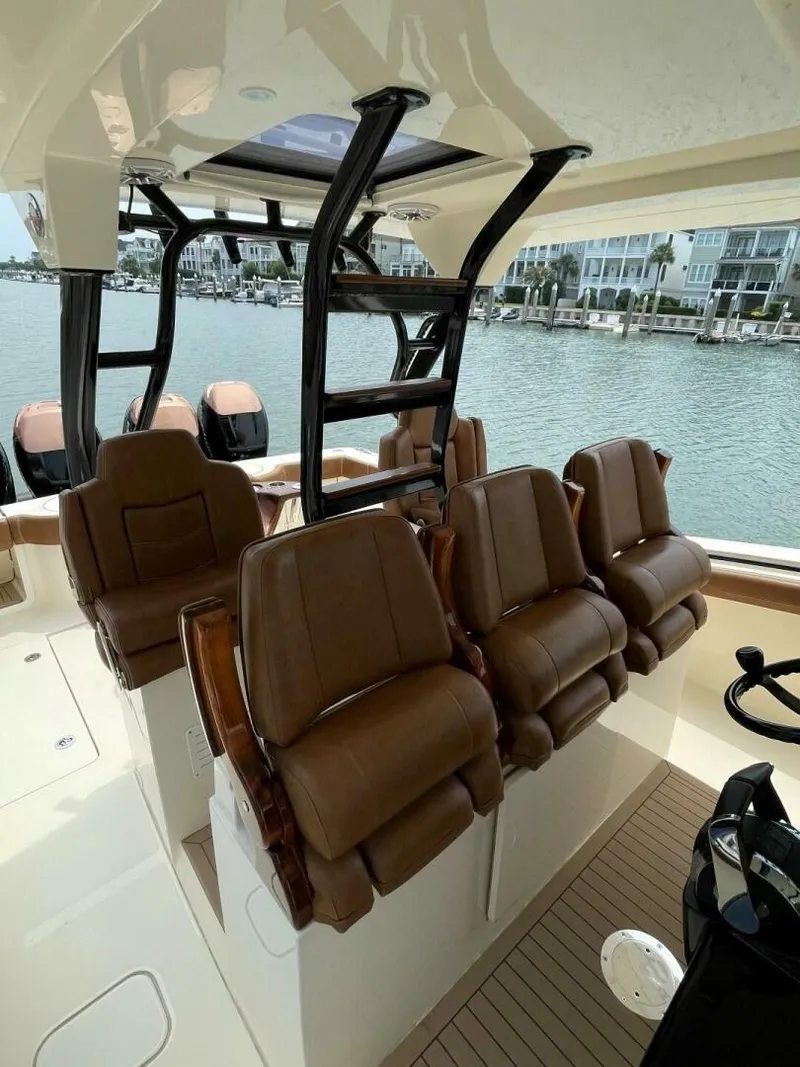 Slide: The Image of Scout 420 Lxf 2020 - 5437394