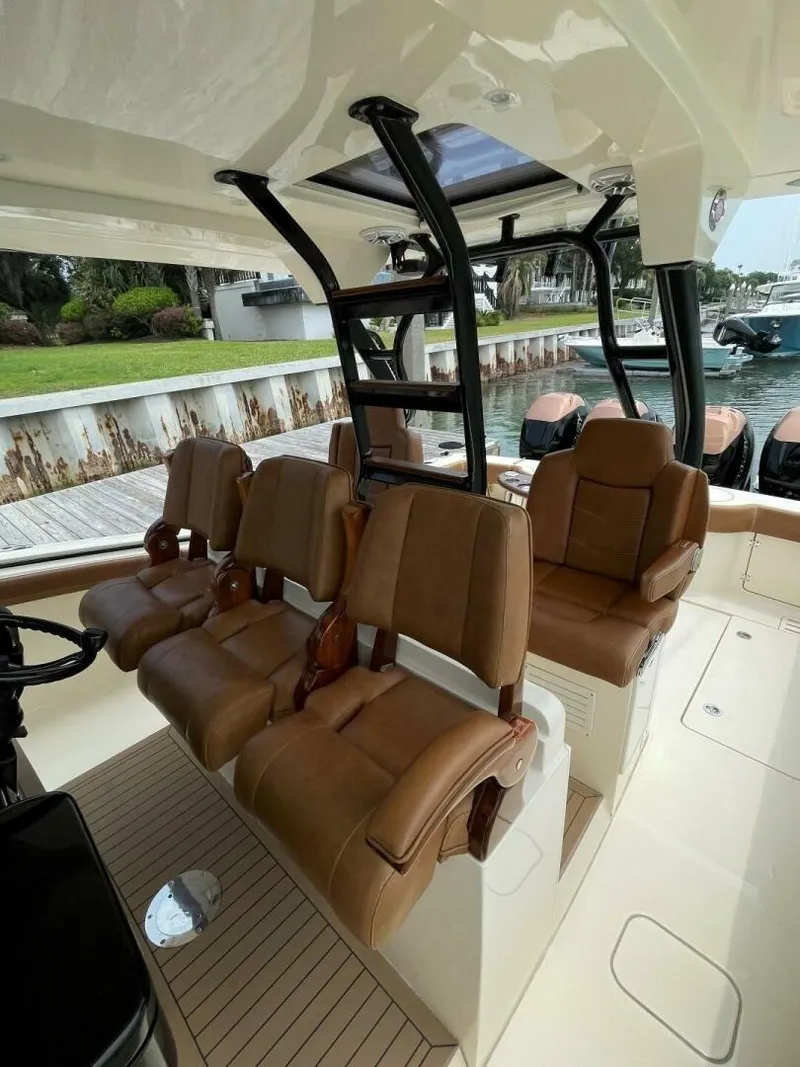 Slide: The Image of Scout 420 Lxf 2020 - 5437395