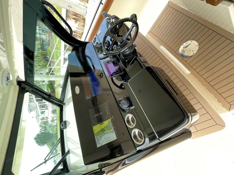 Slide: The Image of Scout 420 Lxf 2020 - 5437408