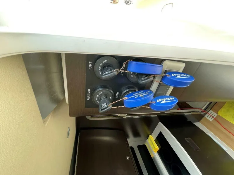 Slide: The Image of Scout 420 Lxf 2020 - 5437464