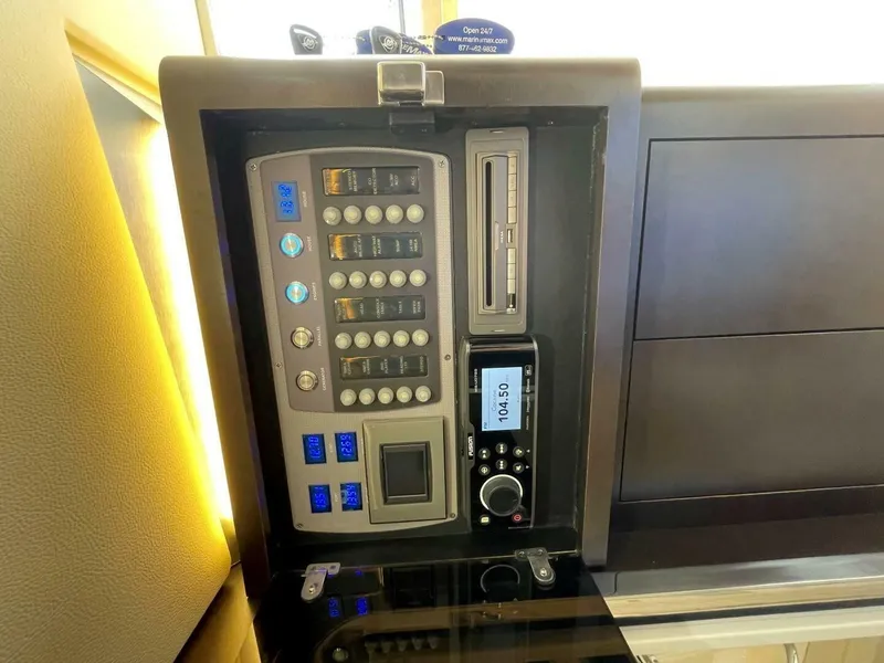 Slide: The Image of Scout 420 Lxf 2020 - 5437472