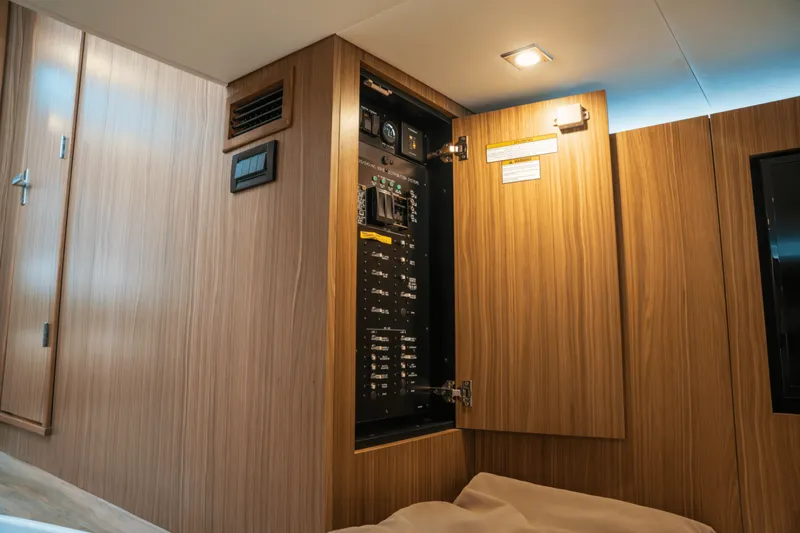 Slide: The Image of Cruisers 50GLS OB 2026 - 5585944