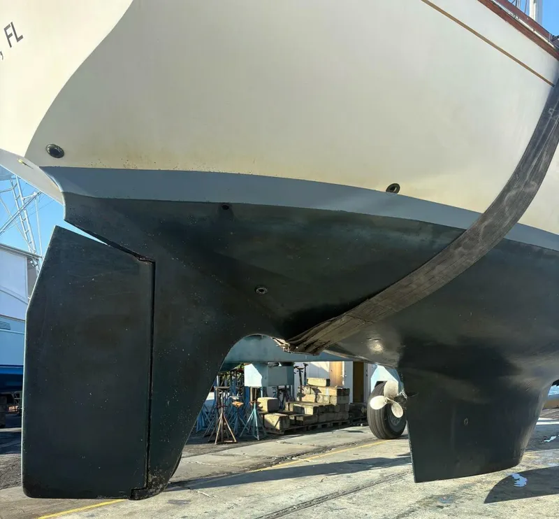 Slide: The Image of Cheoy Lee Aft Cockpit 1980 - 5975994