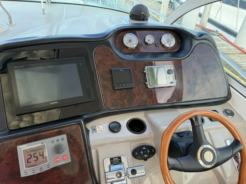 Slide: The Image of Cruisers Yachts 400 Express 2003 - 5444267