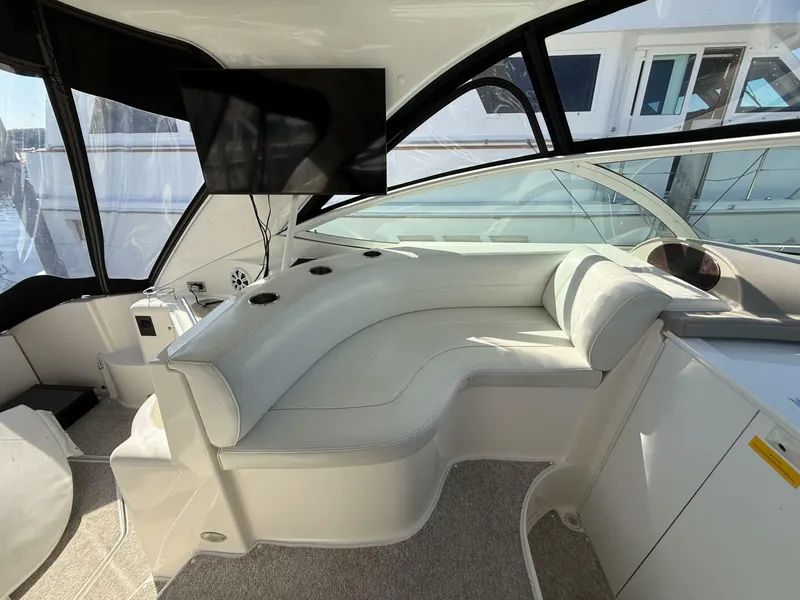 Slide: The Image of Cruisers Yachts 400 Express 2003 - 5444257