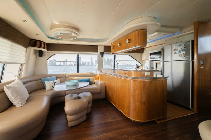 Slide: The Image of Bayliner 5788 1999 - 5438058