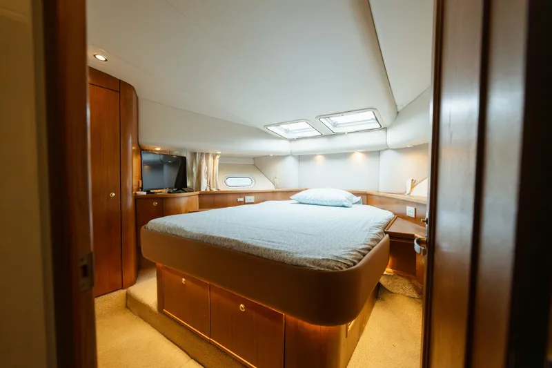 Slide: The Image of Bayliner 5788 1999 - 5438096