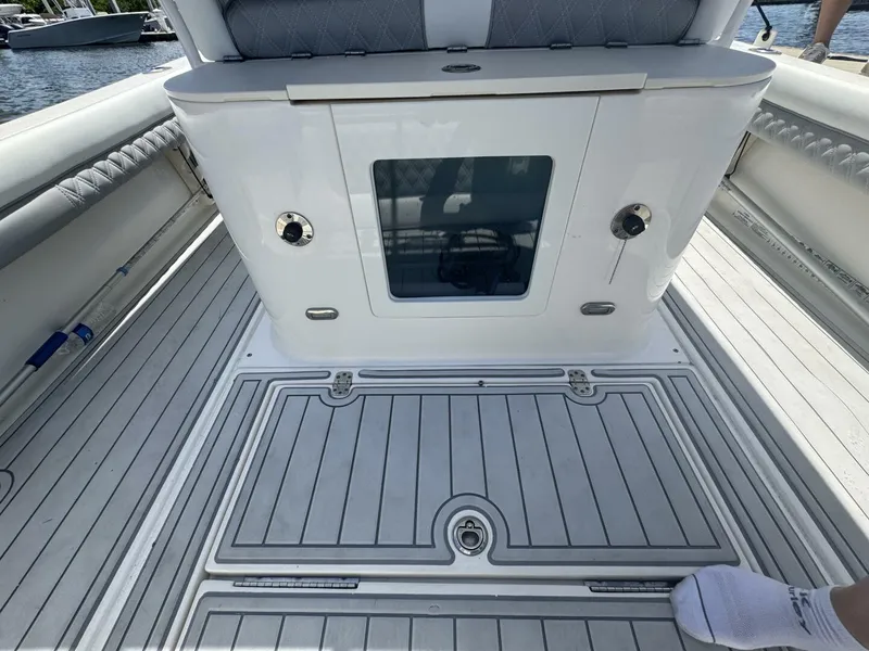 Slide: The Image of Shearwater 270 Carolina Flare 2018 - 5438454