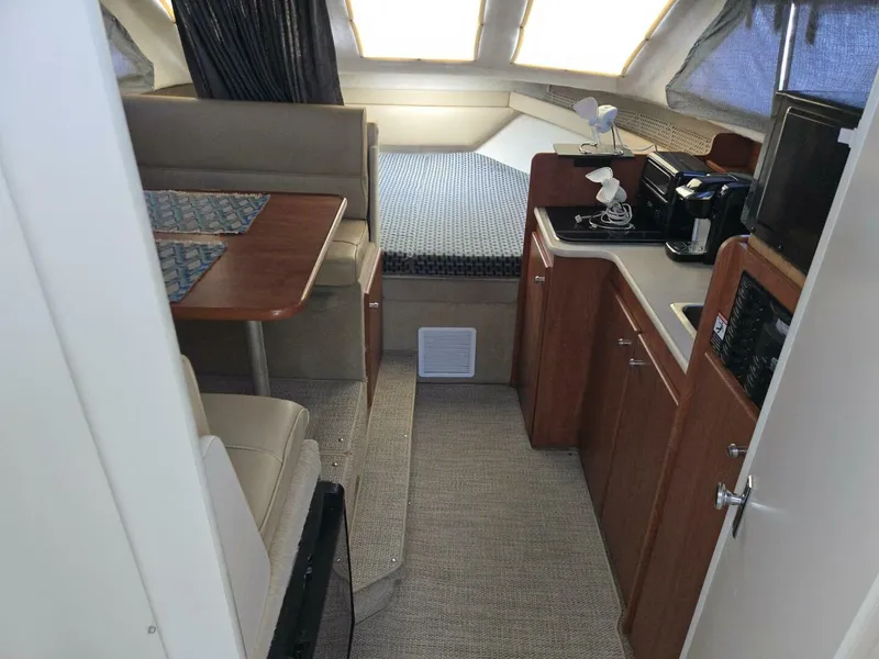 Slide: The Image of Bayliner 289 EC 2005 - 5440154