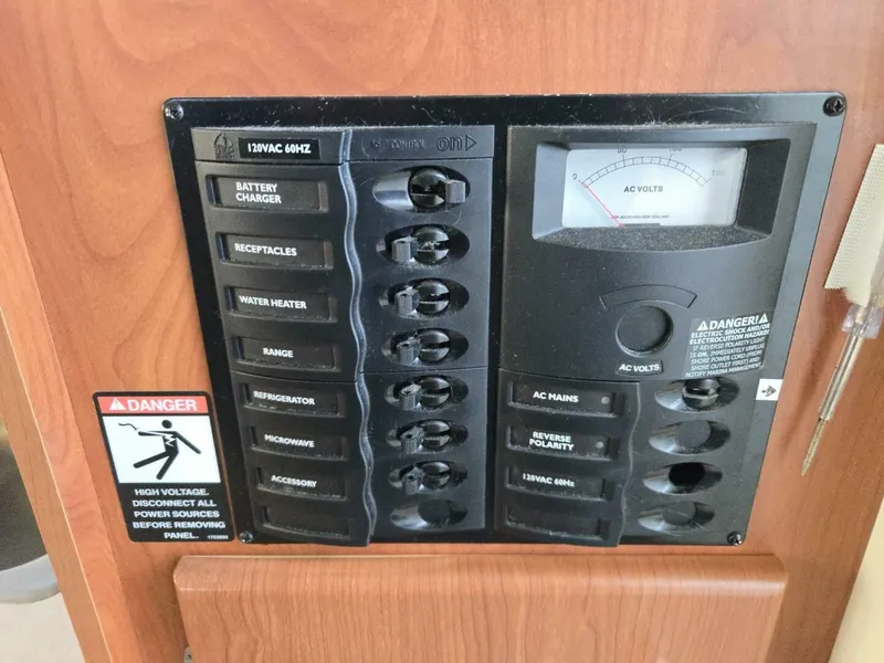 Slide: The Image of Bayliner 289 EC 2005 - 5440144