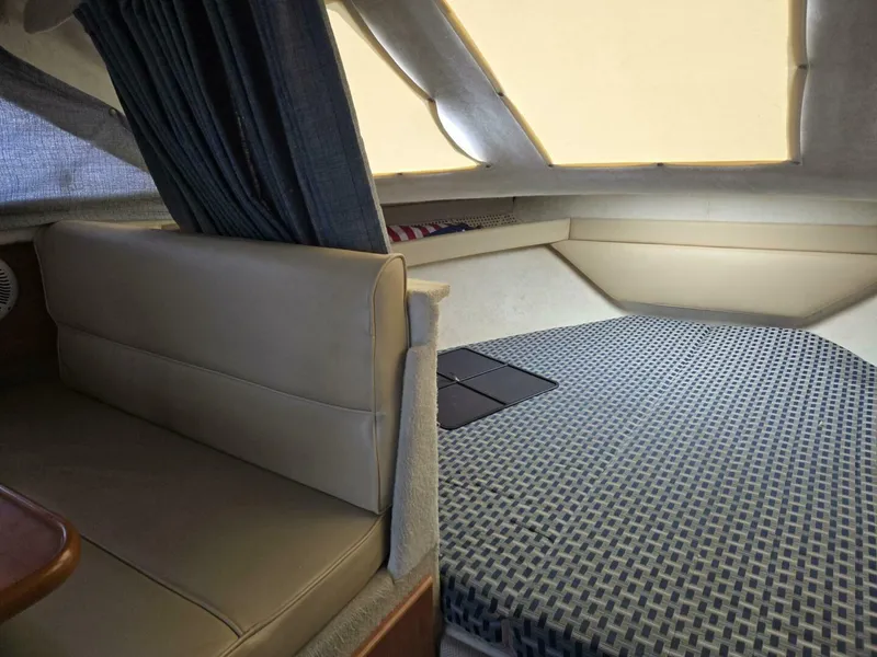 Slide: The Image of Bayliner 289 EC 2005 - 5440139