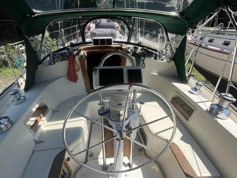 Slide: The Image of Pacific Seacraft 40 1996 - 5457093