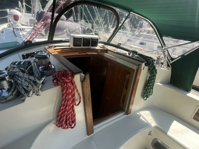 Slide: The Image of Pacific Seacraft 40 1996 - 5457092