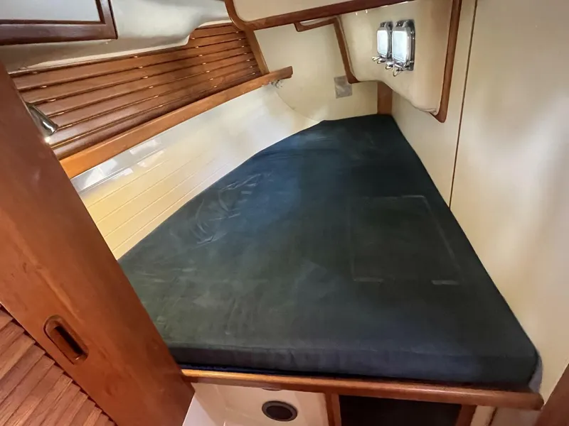 Slide: The Image of Pacific Seacraft 40 1996 - 5457113